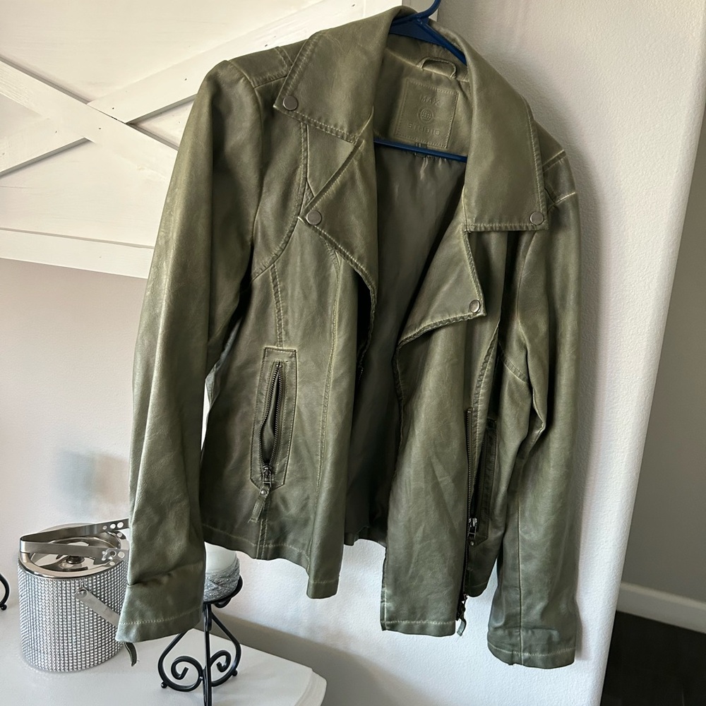 Army green faux leather jacket by Max studio.